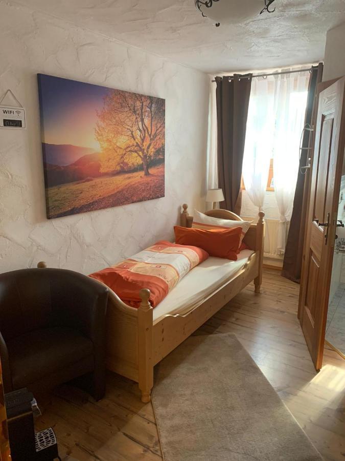 Hotel-Hauensteiner-Hof Esterno foto
