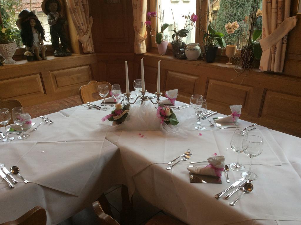 Hotel-Hauensteiner-Hof Esterno foto
